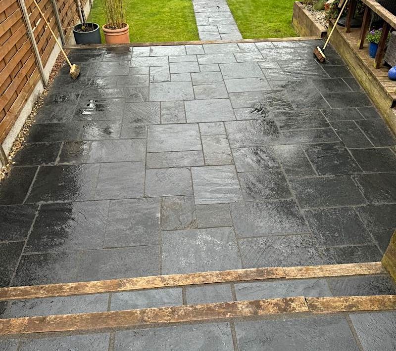 WARWICKSHIRE BRICKLAYER 11